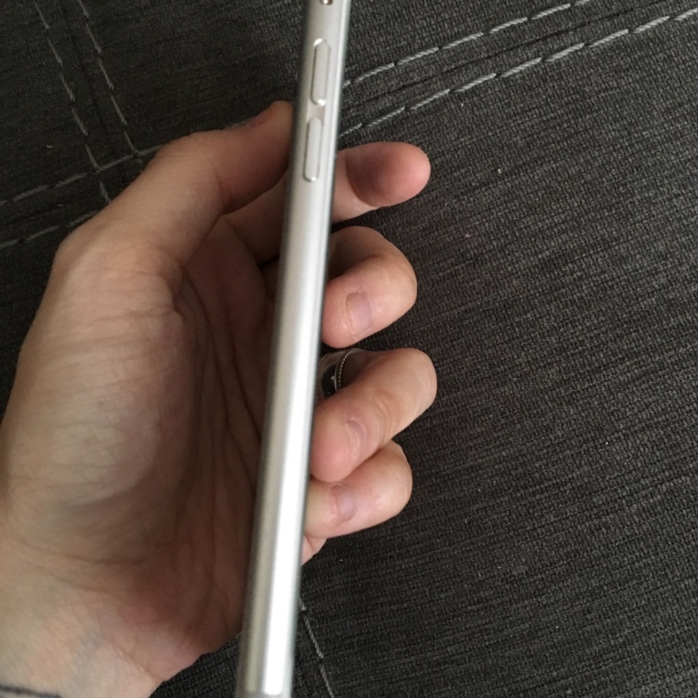 iPhone 6s - Picture 6 of 8